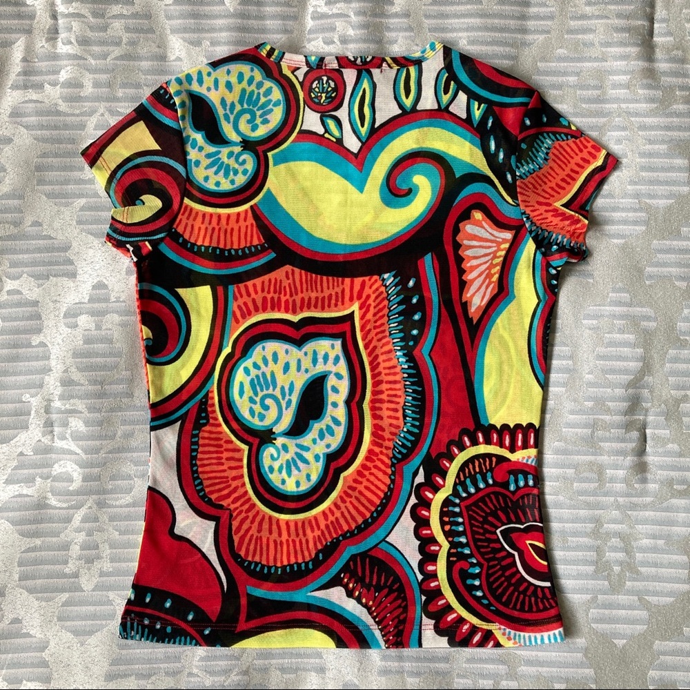 VTG y2k does 70s Funky Patterned Mesh Baby Tee 🌈 - Picture 2 of 4